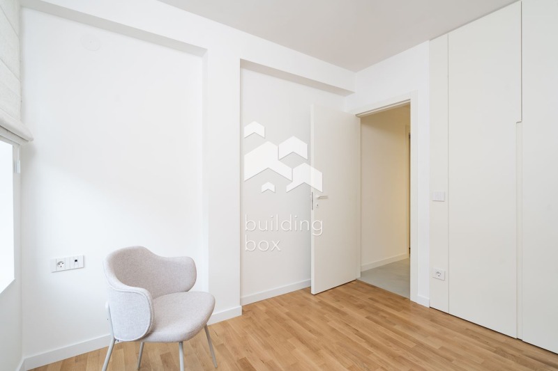 Zu vermieten  3+ Schlafzimmer Sofia , sch.gr.Juschen park , 150 qm | 74102574 - Bild [14]