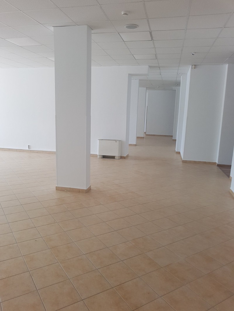 Da affittare  Negozio Sofia , Mladost 1A , 480 mq | 24474826 - Immagine [2]