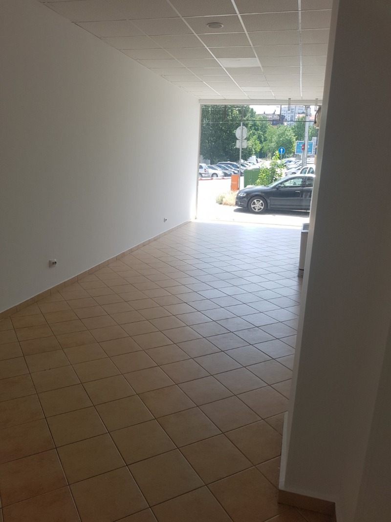 Da affittare  Negozio Sofia , Mladost 1A , 480 mq | 24474826 - Immagine [5]