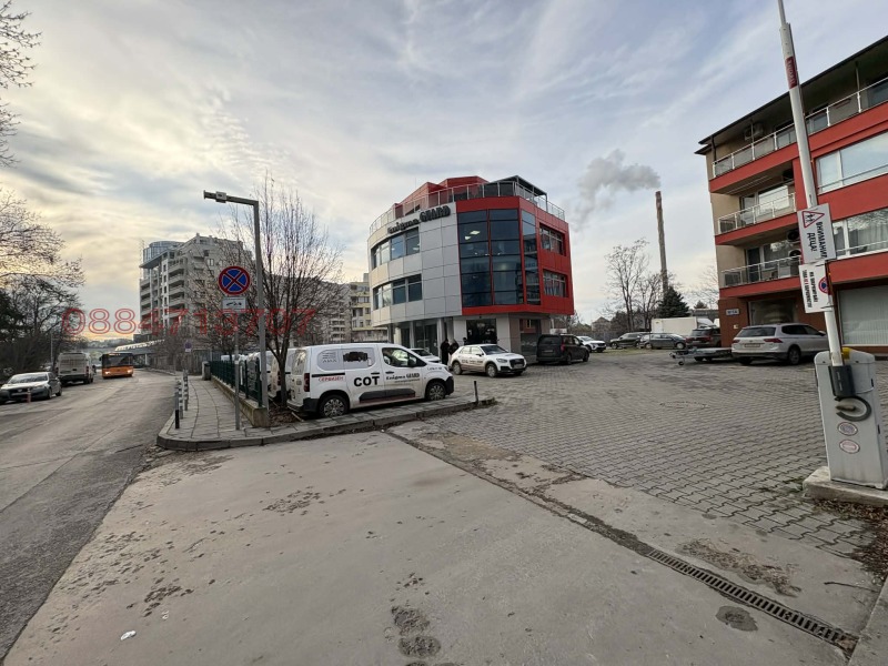 Дава под наем ГАРАЖ, ПАРКОМЯСТО, гр. София, Хаджи Димитър