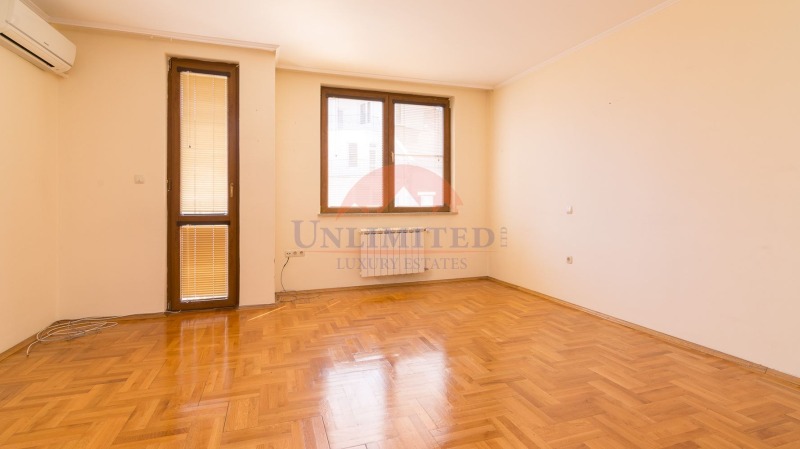 Kiralık  3+ yatak odası Sofia , Iztok , 270 metrekare | 65013619 - görüntü [8]