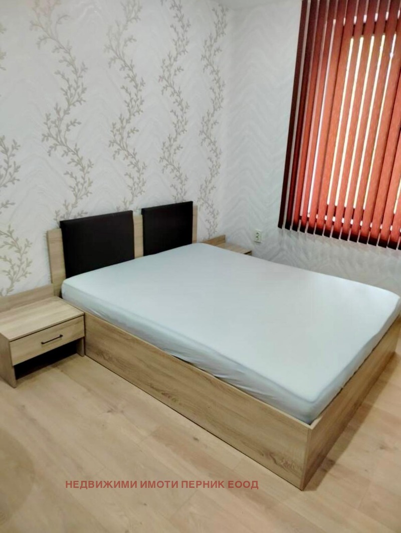 En renta  1 dormitorio Pernik , Iztok , 50 metros cuadrados | 67668199 - imagen [6]