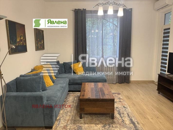 För uthyrning  1 sovrum Sofia , Centar , 66 kvm | 37410423 - bild [2]