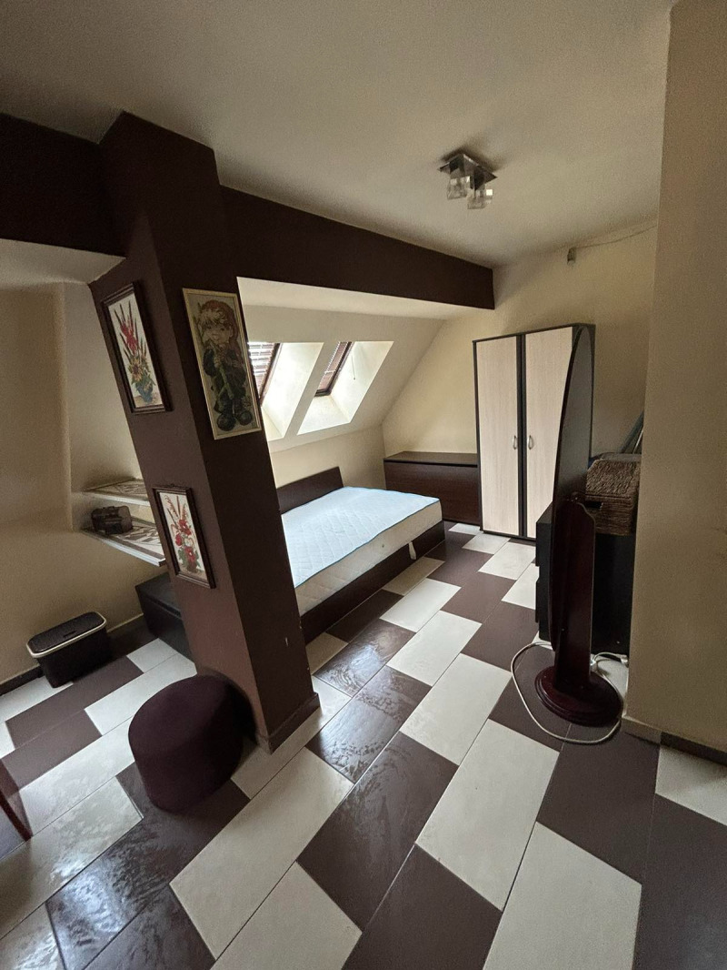 Дава под наем 1-СТАЕН, гр. Перник, Център, снимка 16 - Апартаменти - 52701925