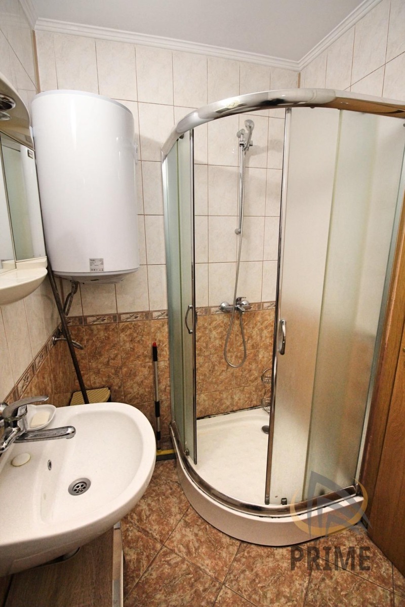 Дава под наем 3-СТАЕН, гр. Бургас, Център, снимка 10 - Апартаменти - 52746577