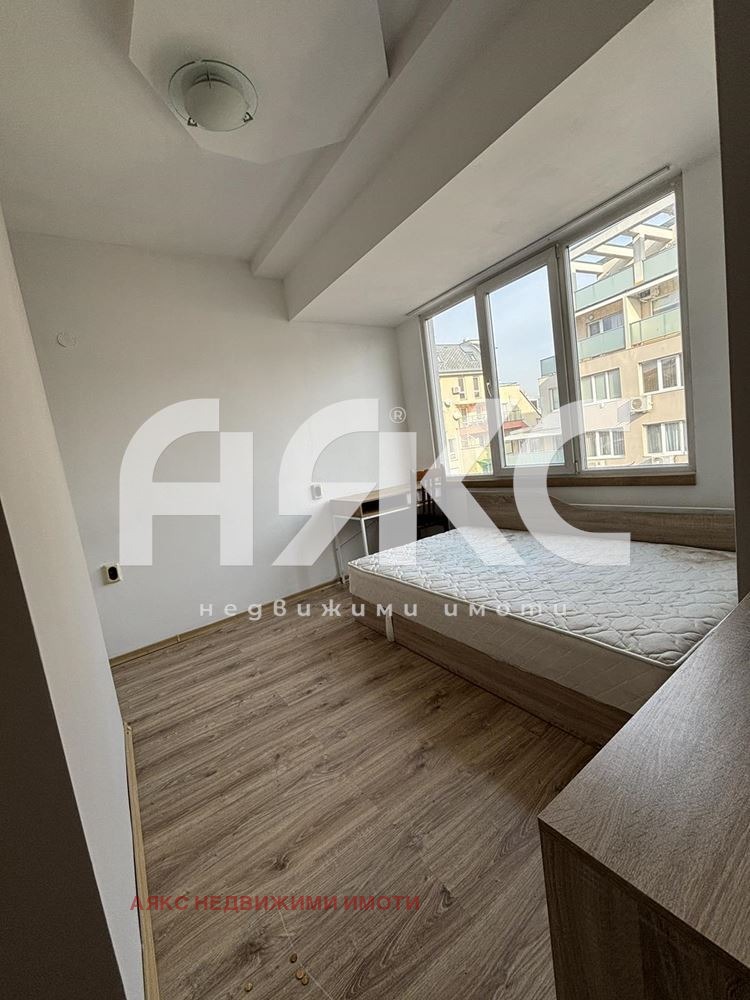 Дава под наем 4-СТАЕН, гр. София, Красно село, снимка 10 - Апартаменти - 52840790