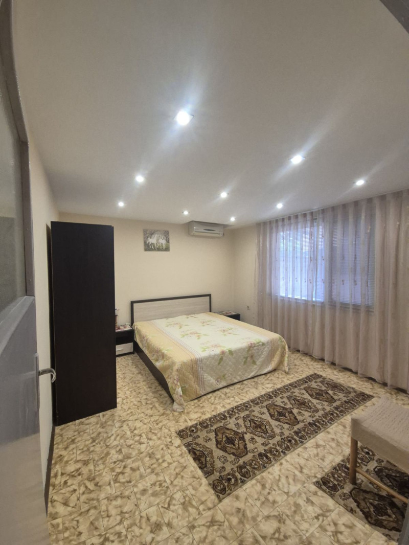 В аренду  2 спальни Пловдив , Център , 80 кв.м | 30490793 - изображение [3]