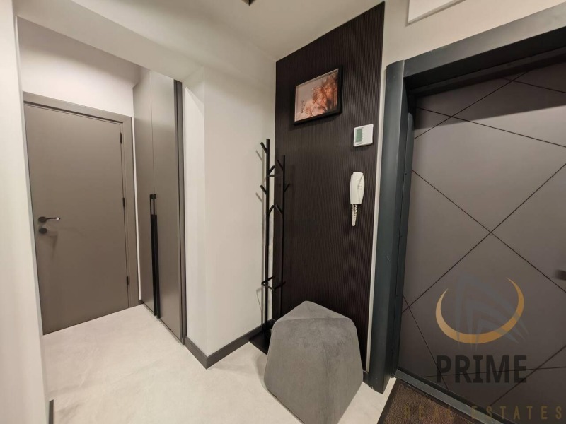 Дава под наем 3-СТАЕН, гр. Бургас, Център, снимка 4 - Апартаменти - 53004566