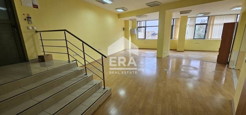 Дава под наем ОФИС, гр. Варна, Център, снимка 2 - Офиси - 53122985