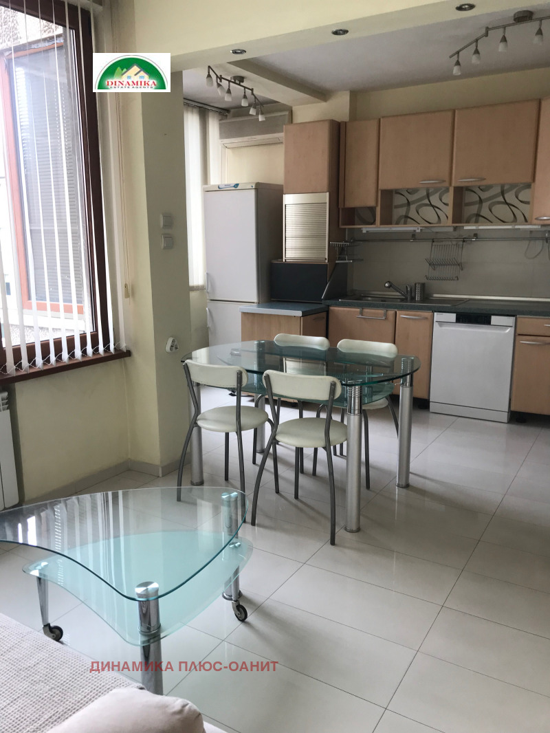 В аренду  2 спальни София , Лозенец , 90 кв.м | 46605211