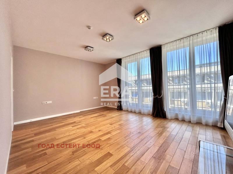 Para alugar  Mais de 3 quartos Sofia , Doktorski pametnik , 450 m² | 12766699 - imagem [9]