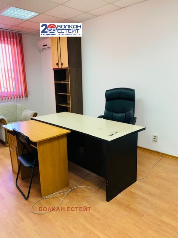 Para alugar  Escritório Veliko Tarnovo , Centar , 25 m² | 62245249 - imagem [4]