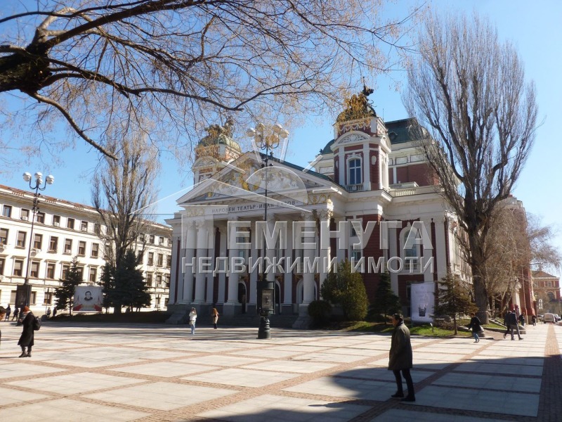 Дава под Наем ОФИС в град София, Център - 100 кв.м / 1 022.58 € » 2 000 лв., АГЕНЦИЯ 'ТЕМЕНУГА' НЕДВИЖИМИ ИМОТИ