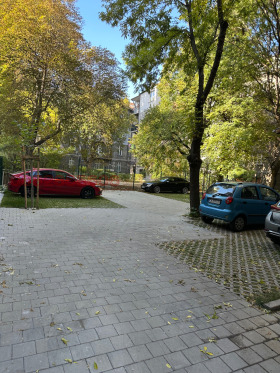 ГАРАЖ, ПАРКОМЯСТО, 10 m2