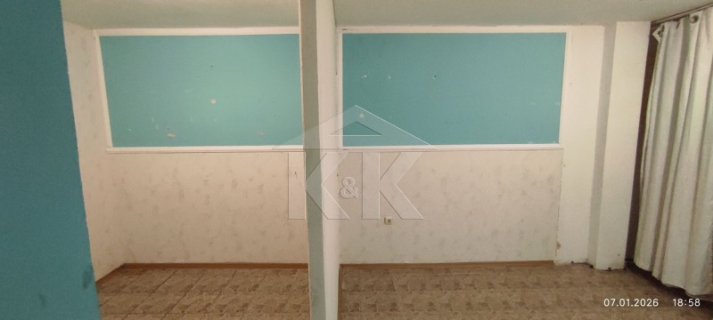 Дава под наем ОФИС, гр. Варна, Колхозен пазар, снимка 9 - Офиси - 53080095