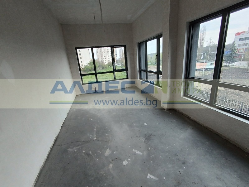 Дава под наем МАГАЗИН, гр. София, Люлин 10