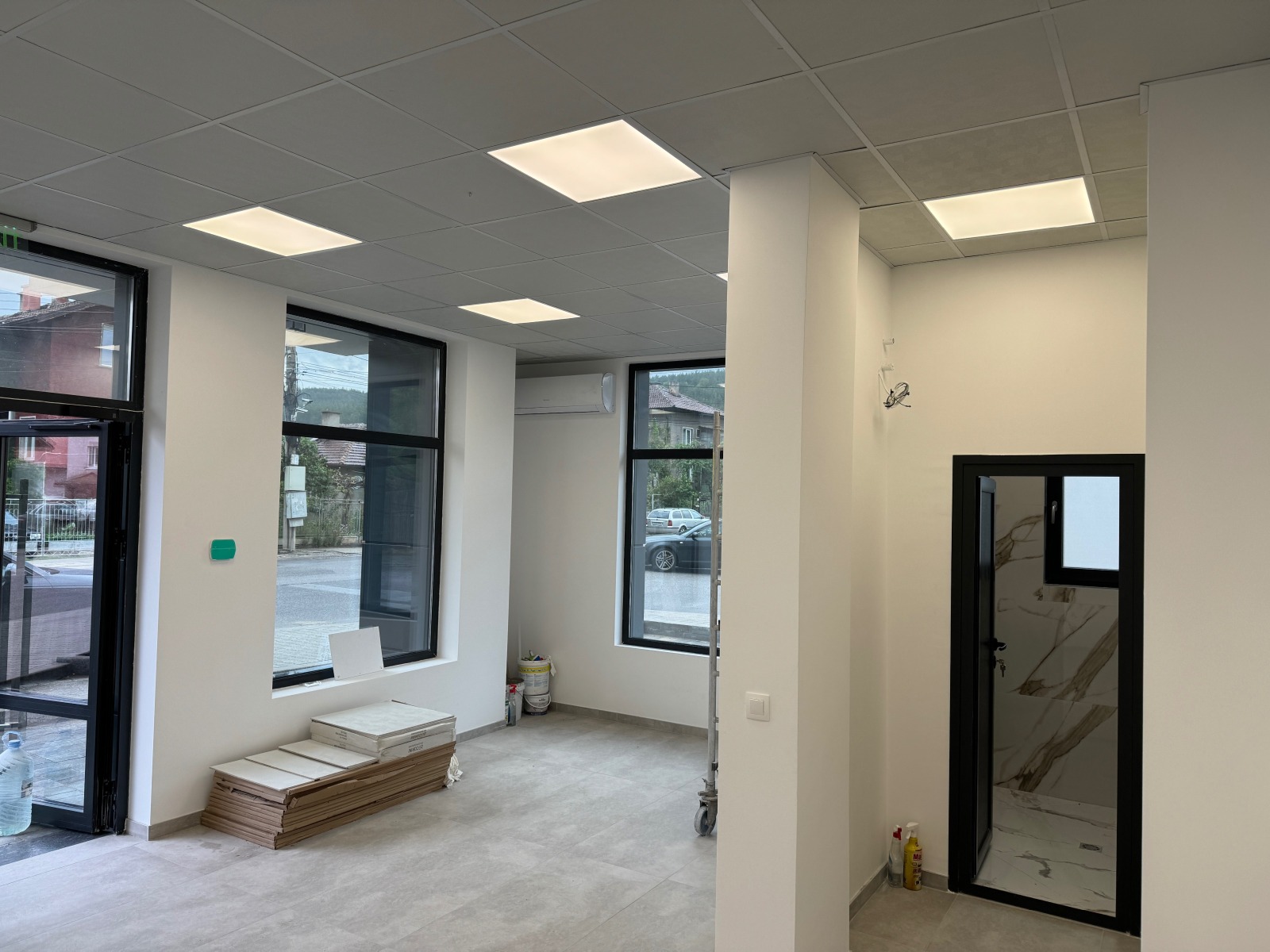 Дава под наем МАГАЗИН, гр. Перник, Мошино, снимка 4 - Магазини - 53864648