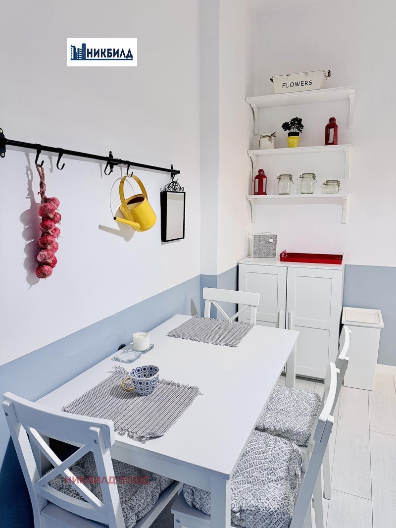 Дава под наем 2-СТАЕН, гр. София, Център