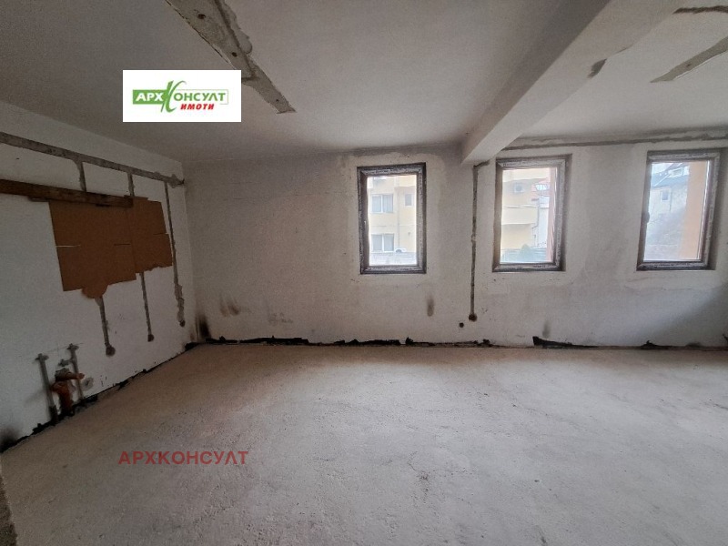 Дава под наем СКЛАД, гр. София, Карпузица, снимка 3 - Складове - 53189968