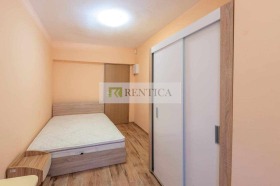 2 camere da letto Tsentar, Varna 8