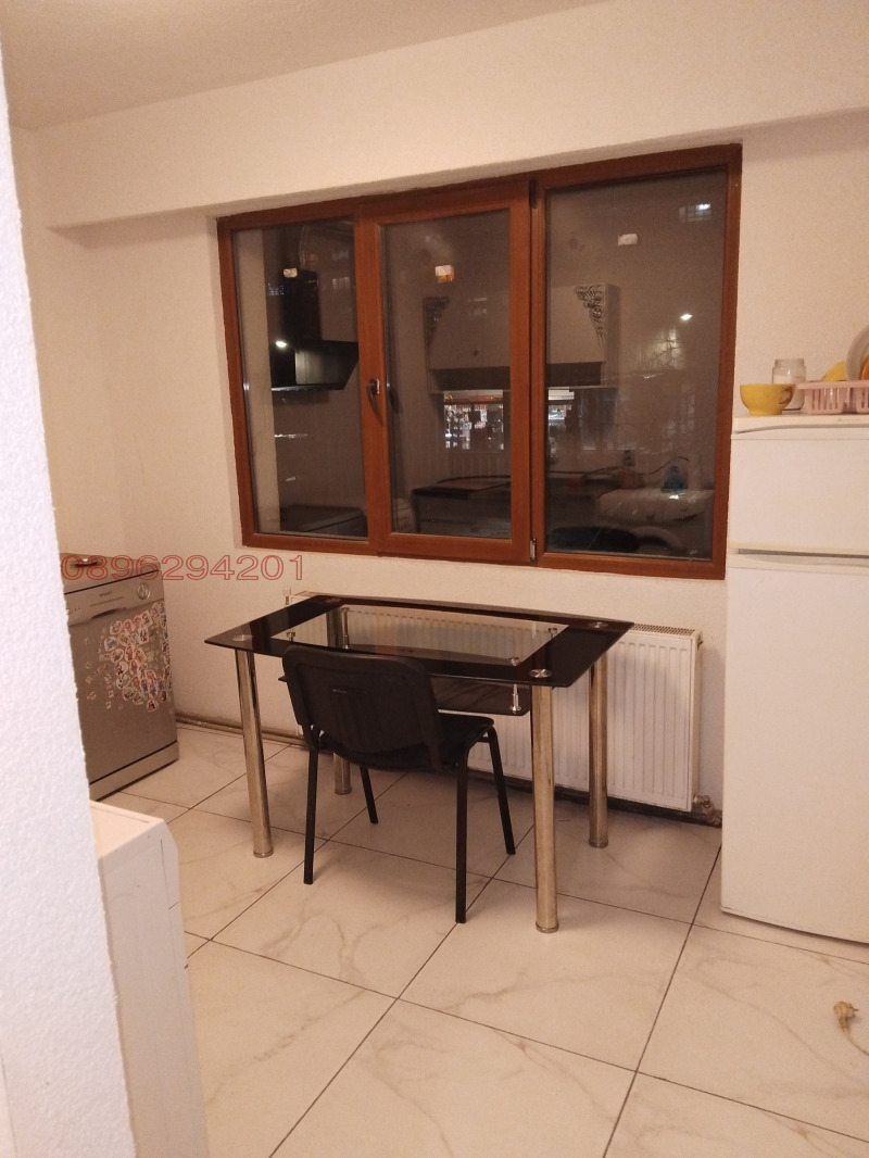 Дава под наем 3-СТАЕН, гр. Ихтиман, област София област, снимка 7 - Апартаменти - 53327898