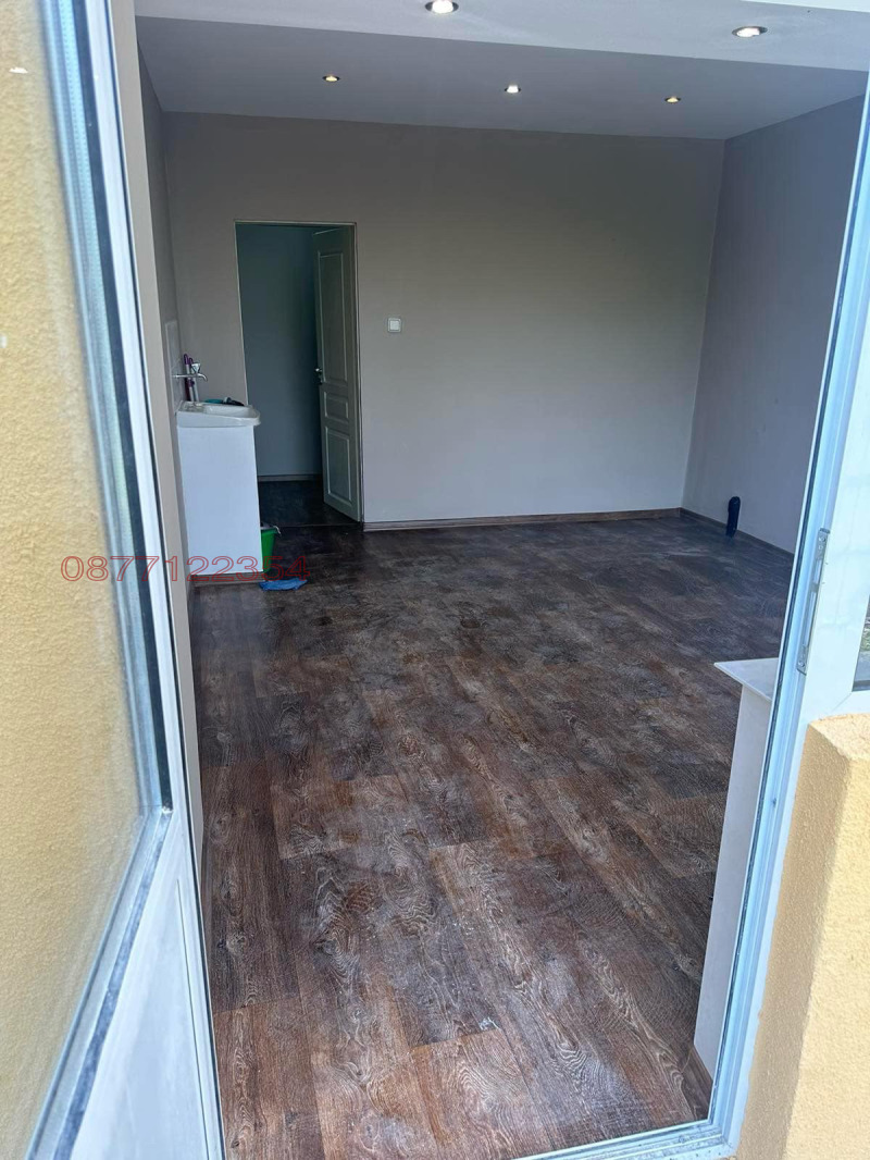 Дава под наем МАГАЗИН, гр. Перник, Тева, снимка 6 - Магазини - 52779325