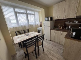 1 bedroom Lazur, Burgas 1