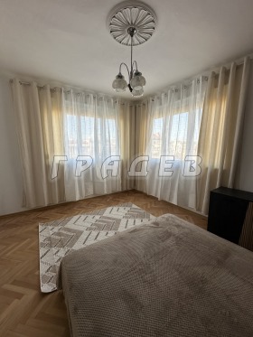 2 Schlafzimmer Zentar, Ruse 10