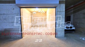 ГАРАЖ, ПАРКОМЯСТО, 22 m2