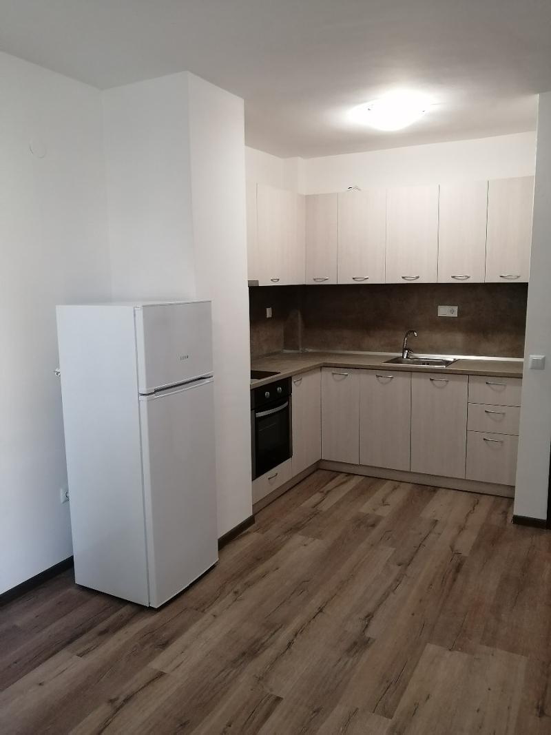 Zu vermieten  1 Schlafzimmer Stara Zagora , Samara 3 , 70 qm | 68162379