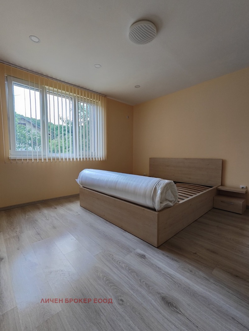 För uthyrning  Hus Golv Sofia , Vladaja , 80 kvm | 69120762 - bild [6]