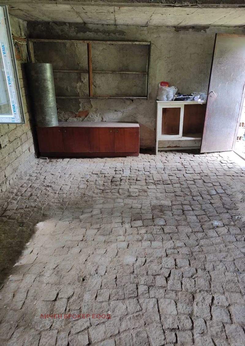 För uthyrning  Hus Golv Sofia , Vladaja , 80 kvm | 69120762 - bild [14]