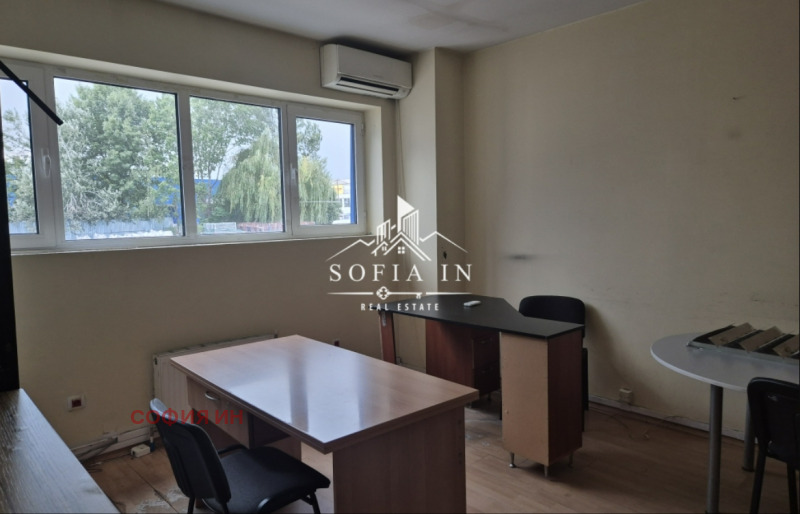 Da affittare  Magazzinaggio Sofia , Gorubliane , 400 mq | 57201828 - Immagine [3]