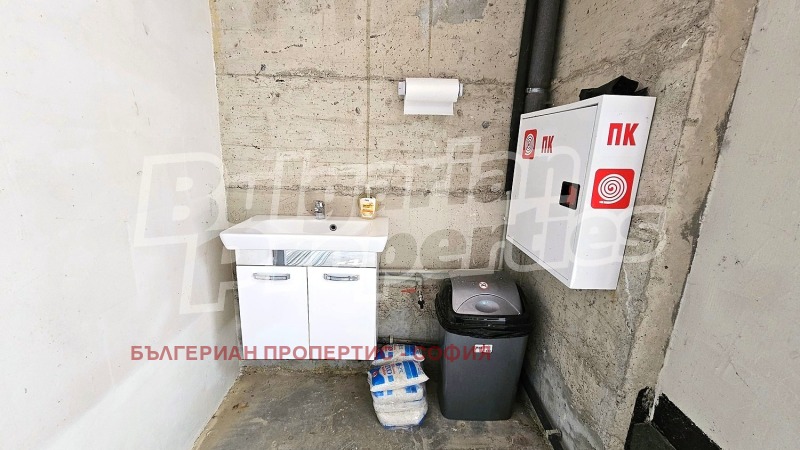 Дава под наем ГАРАЖ, ПАРКОМЯСТО, гр. София, Малинова долина, снимка 9 - Гаражи и паркоместа - 53005302