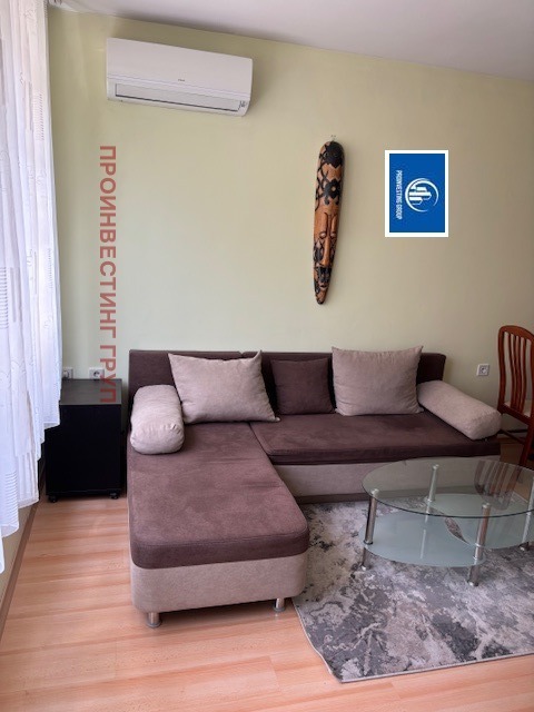 En renta  1 dormitorio Sofia , Zona B-5 , 65 metros cuadrados | 61882362 - imagen [3]