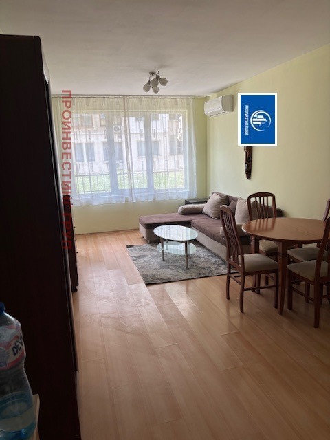 Til leje  1 soveværelse Sofia , Zona B-5 , 65 kvm | 61882362 - billede [2]