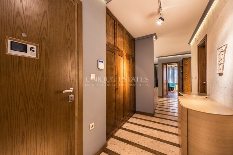 Дава под наем 3-СТАЕН, гр. София, Център, снимка 6 - Апартаменти - 53173909