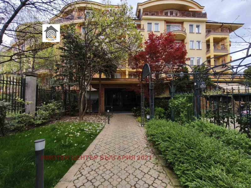 Дава под Наем 3-СТАЕН в град София, Борово - 103 кв.м / 1 050 € » 2 053.62 лв., ИМОТЕН ЦЕНТЪР БЪЛГАРИЯ 2021