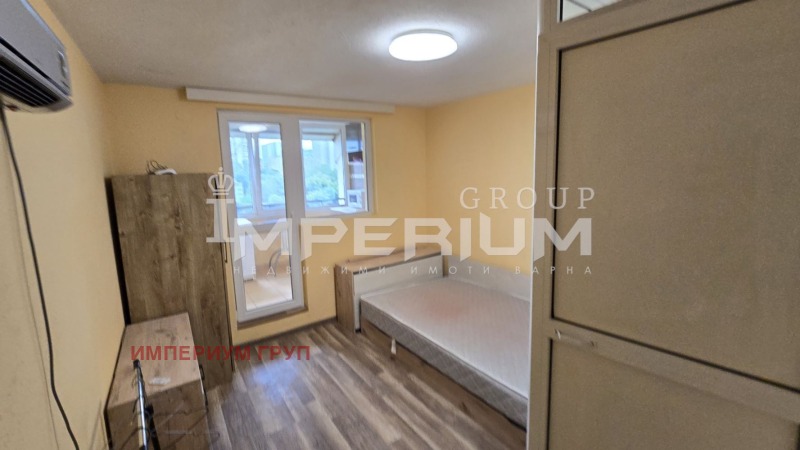 Издаје се  Студио Варна , Левски 1 , 20 м2 | 27900312 - слика [2]