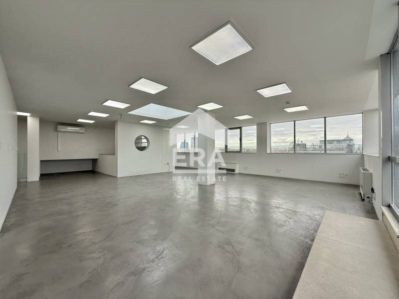 Дава под наем 3-СТАЕН, гр. София, Център, снимка 2 - Апартаменти - 54327358