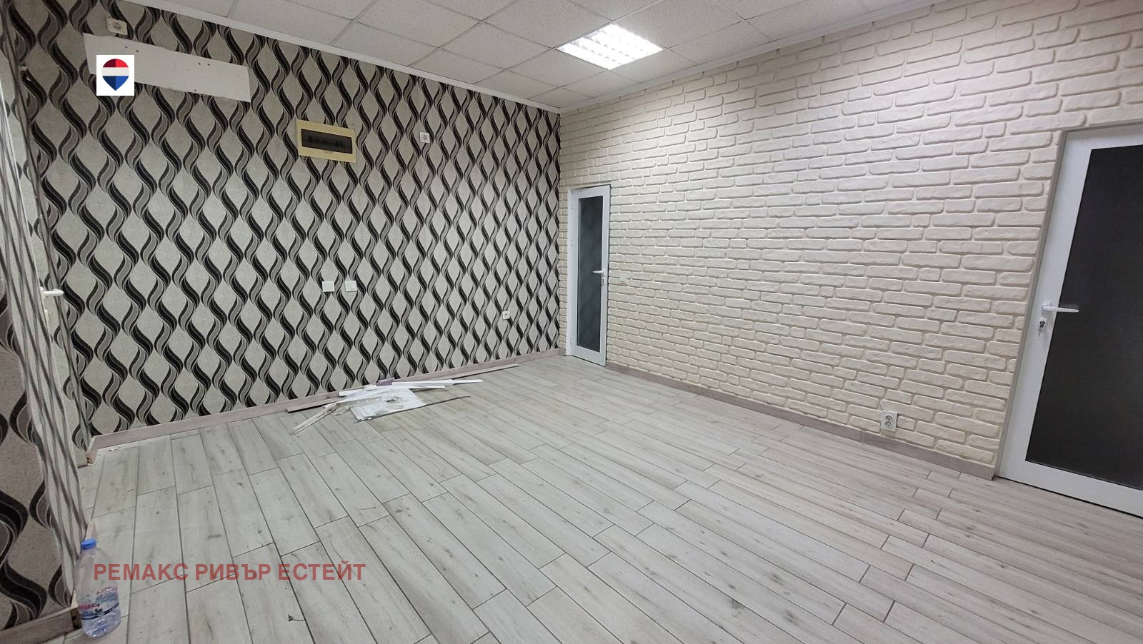 Дава под наем ОФИС, гр. Русе, Родина 1, снимка 2 - Офиси - 54837017