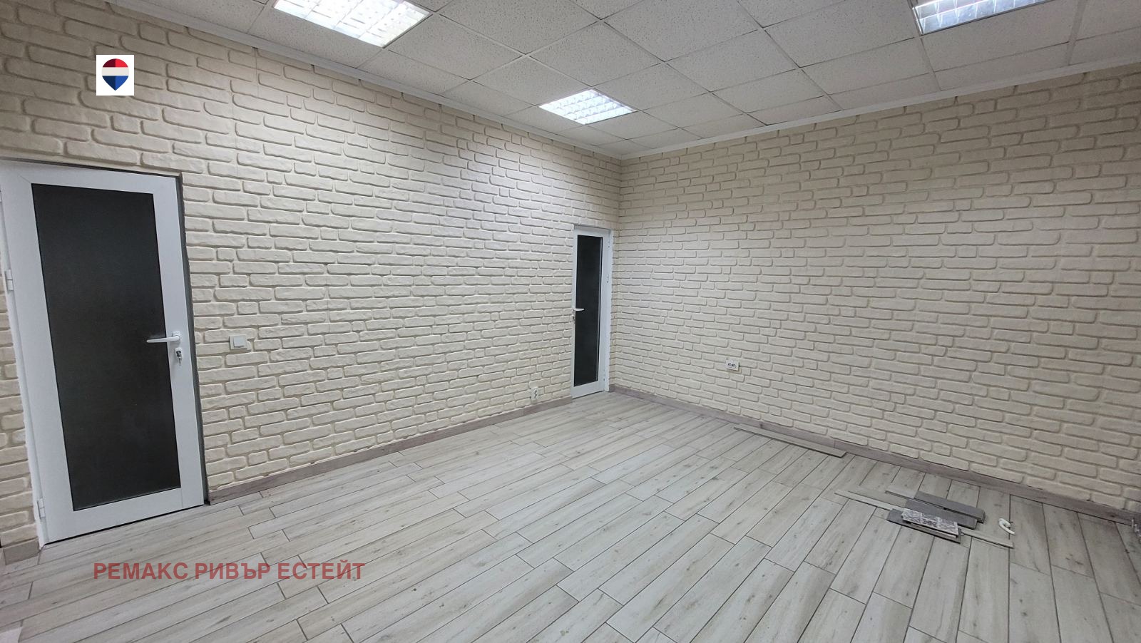 Дава под наем ОФИС, гр. Русе, Родина 1, снимка 3 - Офиси - 54837017