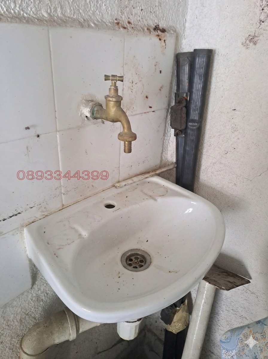 Дава под наем ГАРАЖ, ПАРКОМЯСТО, гр. София, Гео Милев, снимка 2 - Гаражи и паркоместа - 53616835