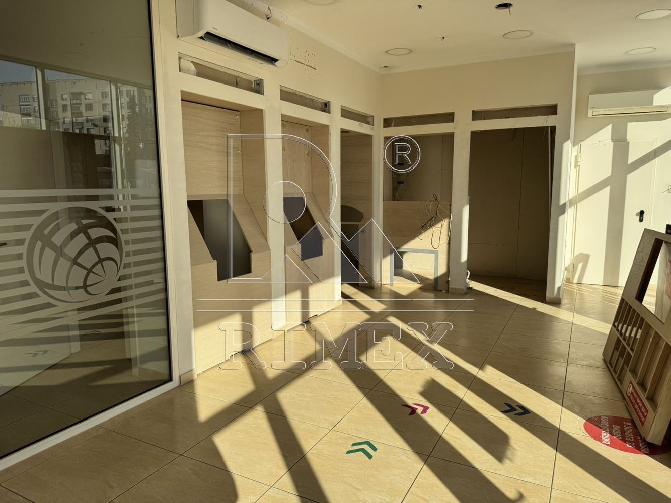 Дава под наем ОФИС, гр. Пловдив, Център, снимка 6 - Офиси - 54354618