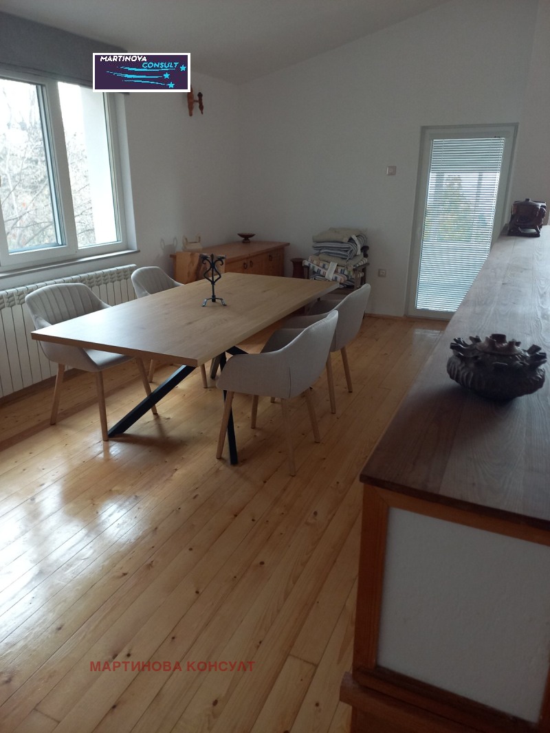 Издаје се  Кућа Софија , Бистрица , 320 м2 | 35162215 - слика [2]