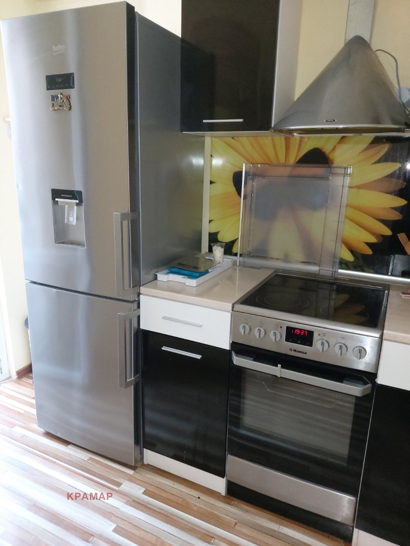 Дава под Наем 2-СТАЕН в град Добрич, Дунавите - 65 кв.м / 300 € » 586.75 лв., КРАМАР