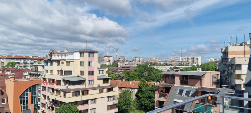 Дава под Наем ОФИС в град София, Център - 304 кв.м / 1 800 € » 3 520.49 лв., КИЕС
