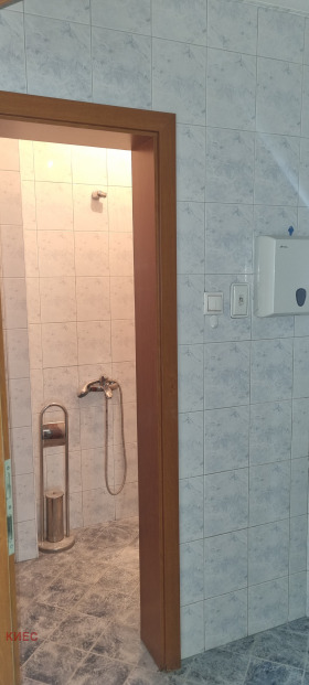 Toimisto Tsentar, Sofia 10