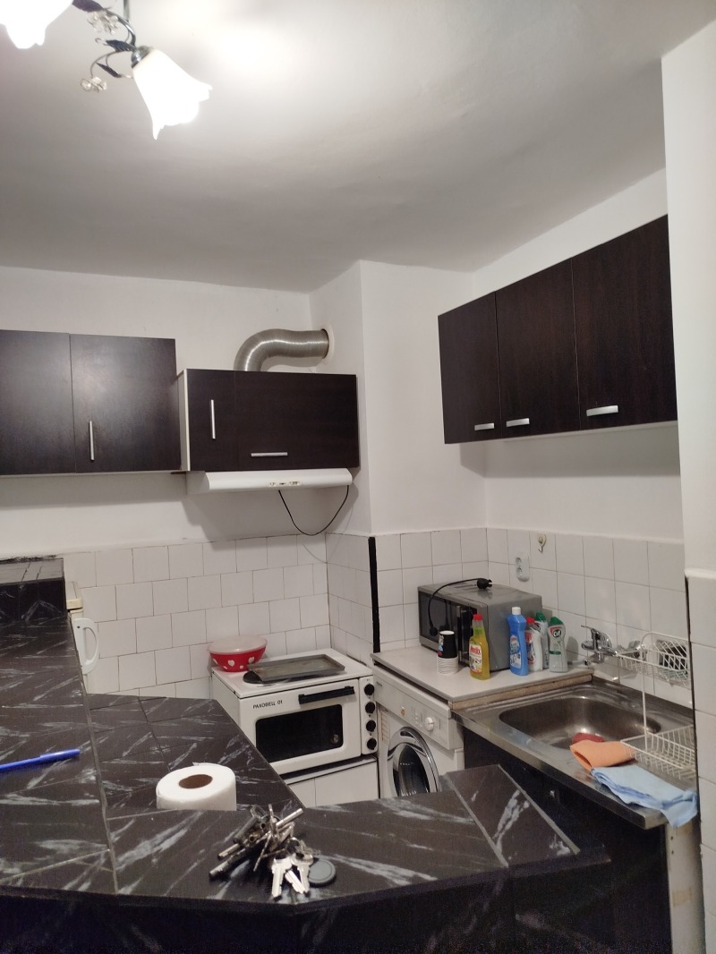 Дава под наем 2-СТАЕН, гр. Плевен, Идеален център, снимка 3 - Апартаменти - 52896466