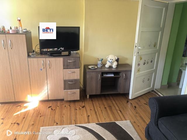 Дава под наем 4-СТАЕН, гр. София, Гео Милев, снимка 2 - Апартаменти - 52574426